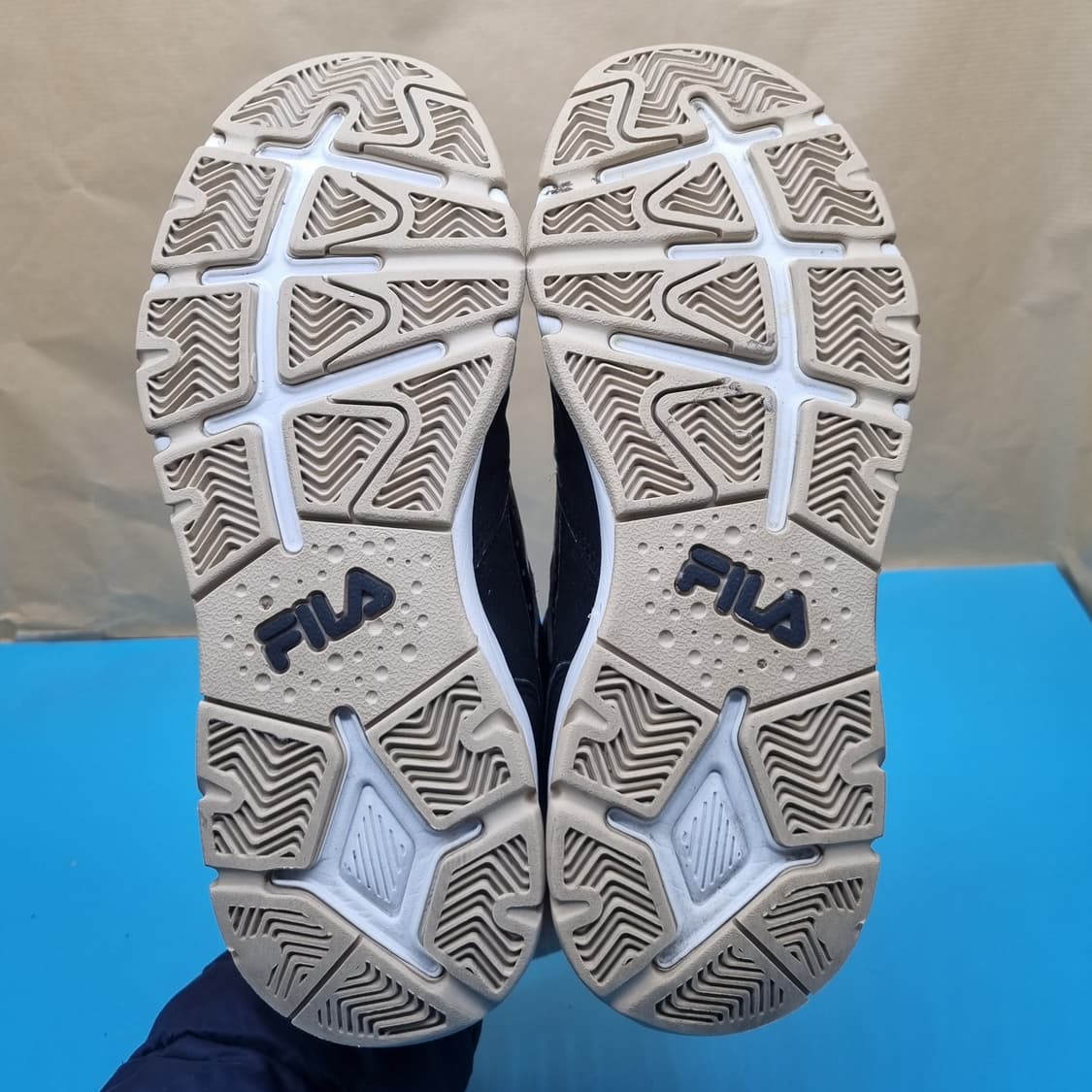 휠라 에샤페 미드 240 상품이미지3