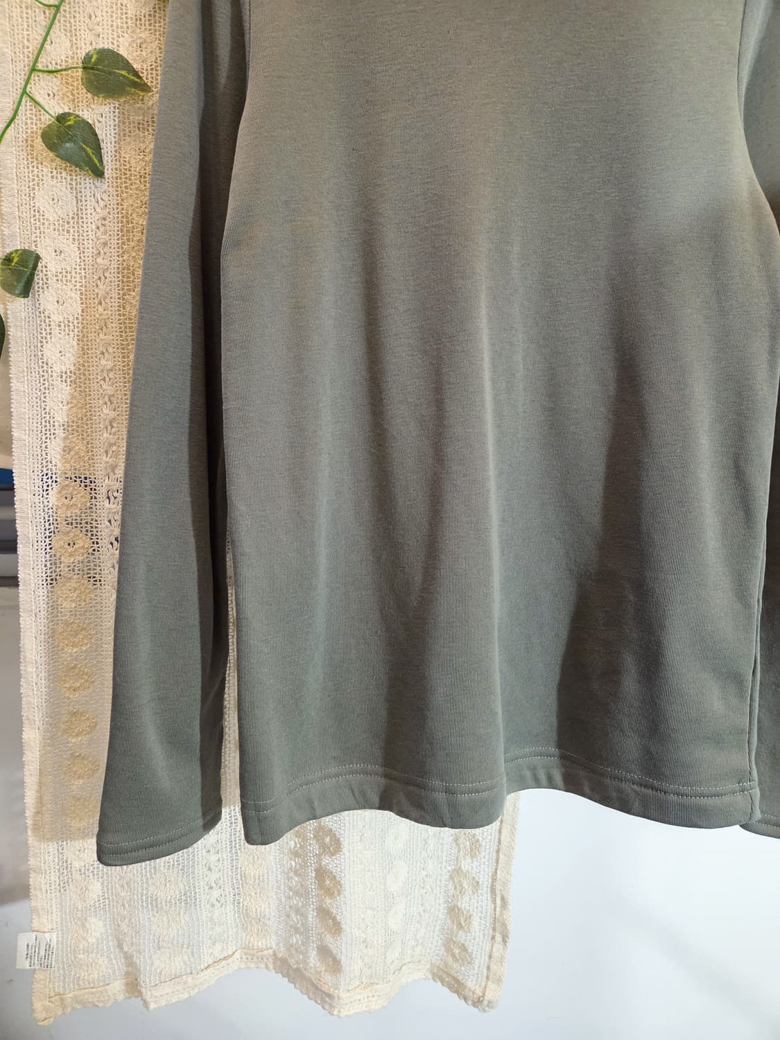 뮤트 목폴라 니트 상품이미지3