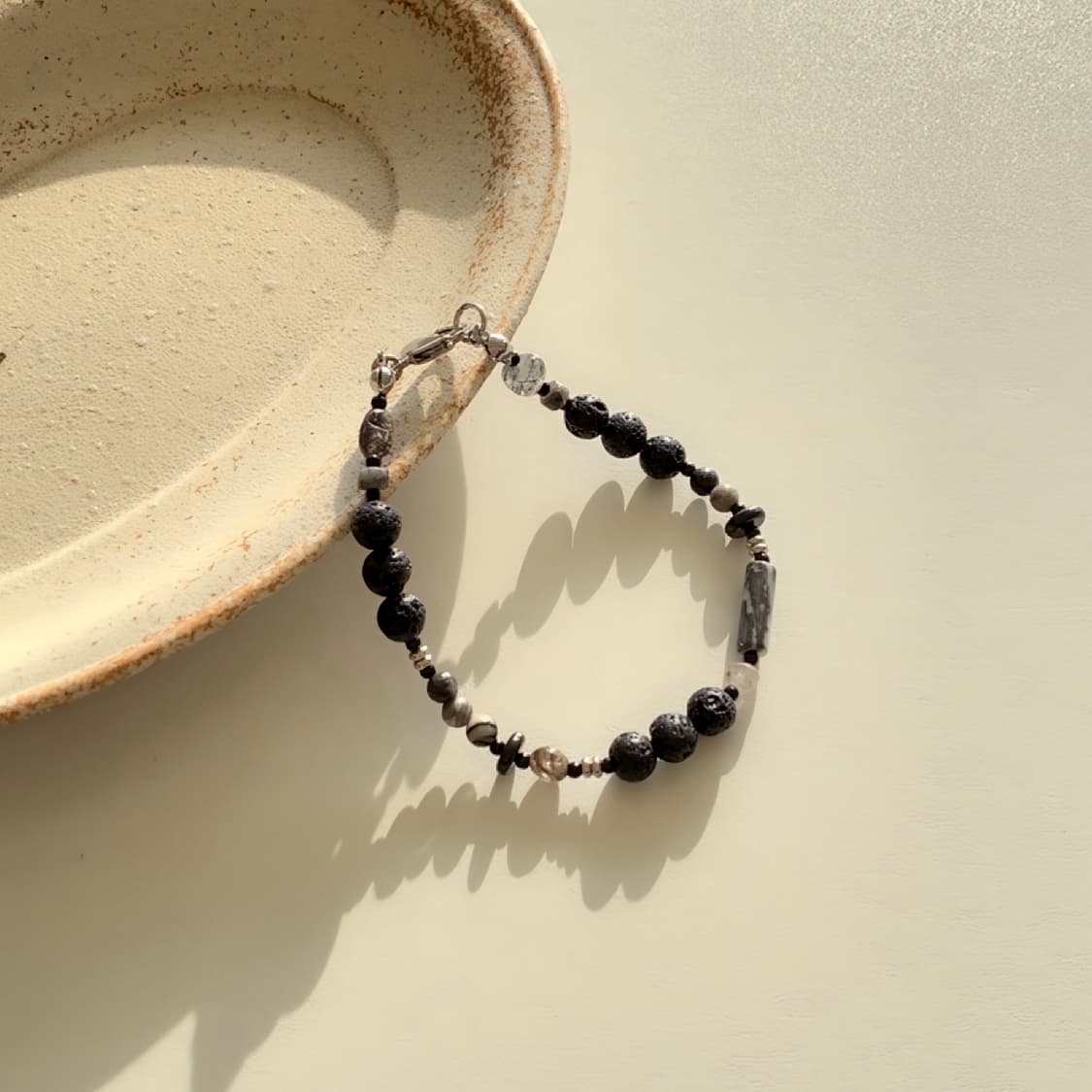 더스키 블랙 원석 팔찌 써지컬스틸  상품이미지1