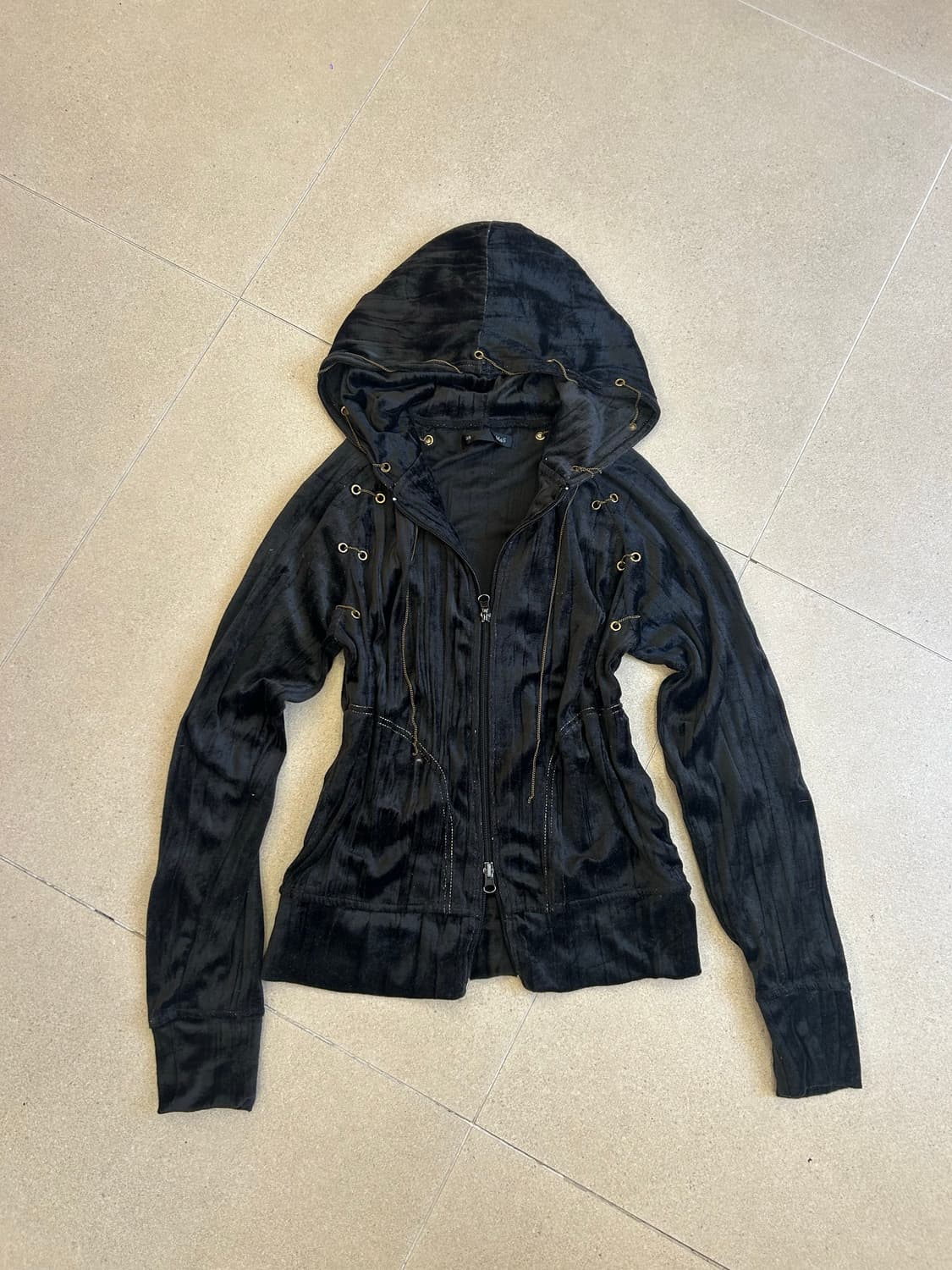 골드체인 벨벳 후드집업 상품이미지1