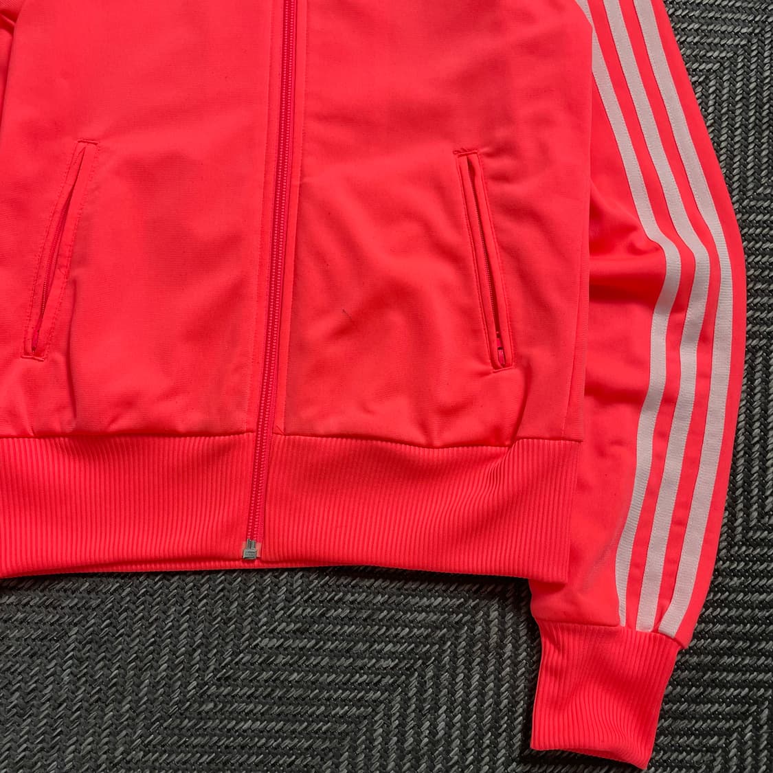 아디다스 우먼스 파이어버드 빅로고 네온 핑크 트랙탑 져지o 4557 상품이미지2