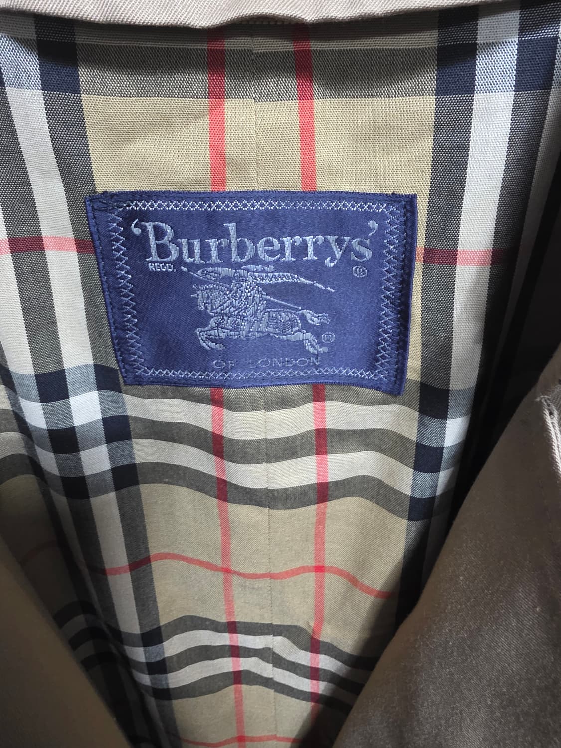 버버리 더블 트렌치코트 상품이미지3