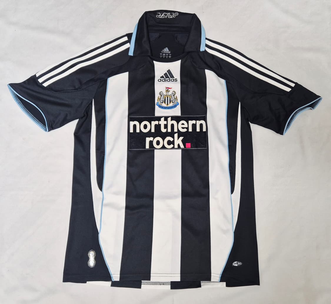 뉴캐슬 유나이티드 홈 엠레 벨뢰졸루 유니폼 팝니다  상품이미지1