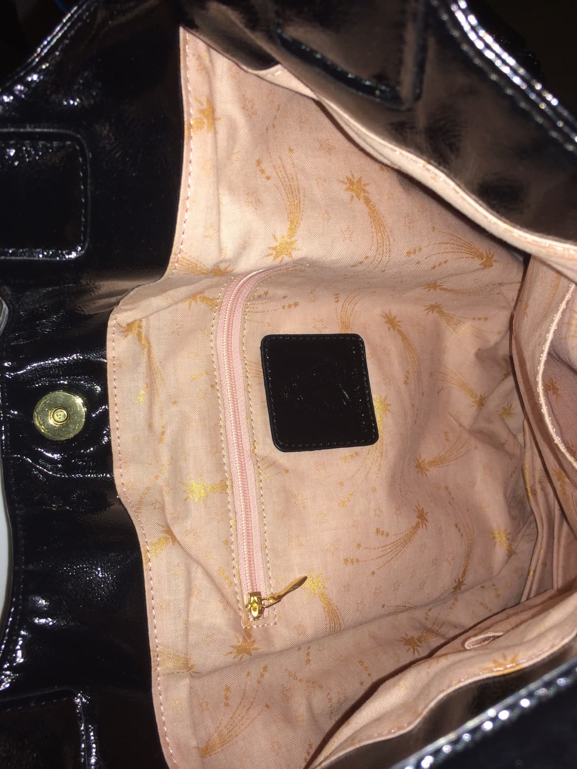 y2k 레더 프릴 숄더백 참 포함 상품이미지3