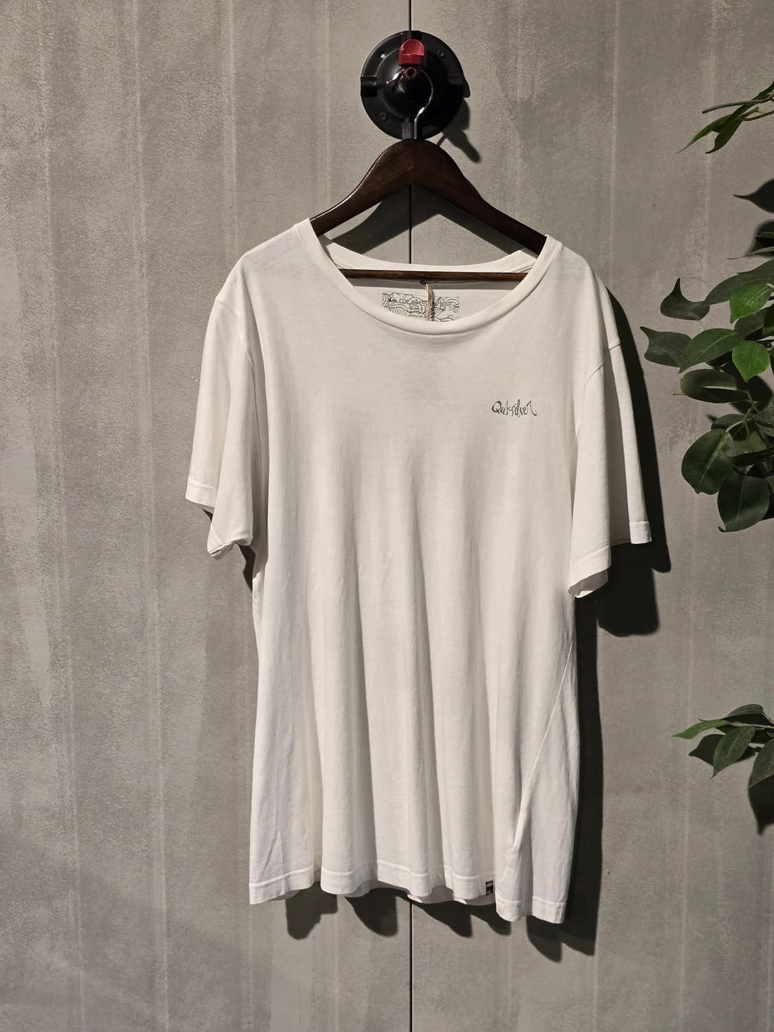 Quiksilver 백 프린팅 반팔티 상품이미지1