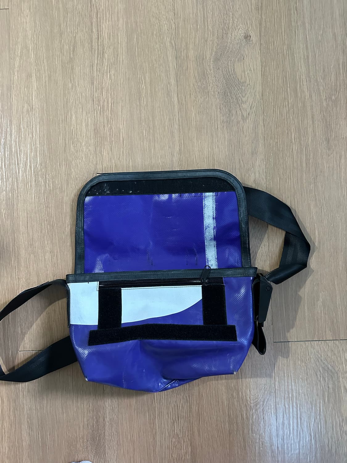 프라이탁 크로스 가방 상품이미지2