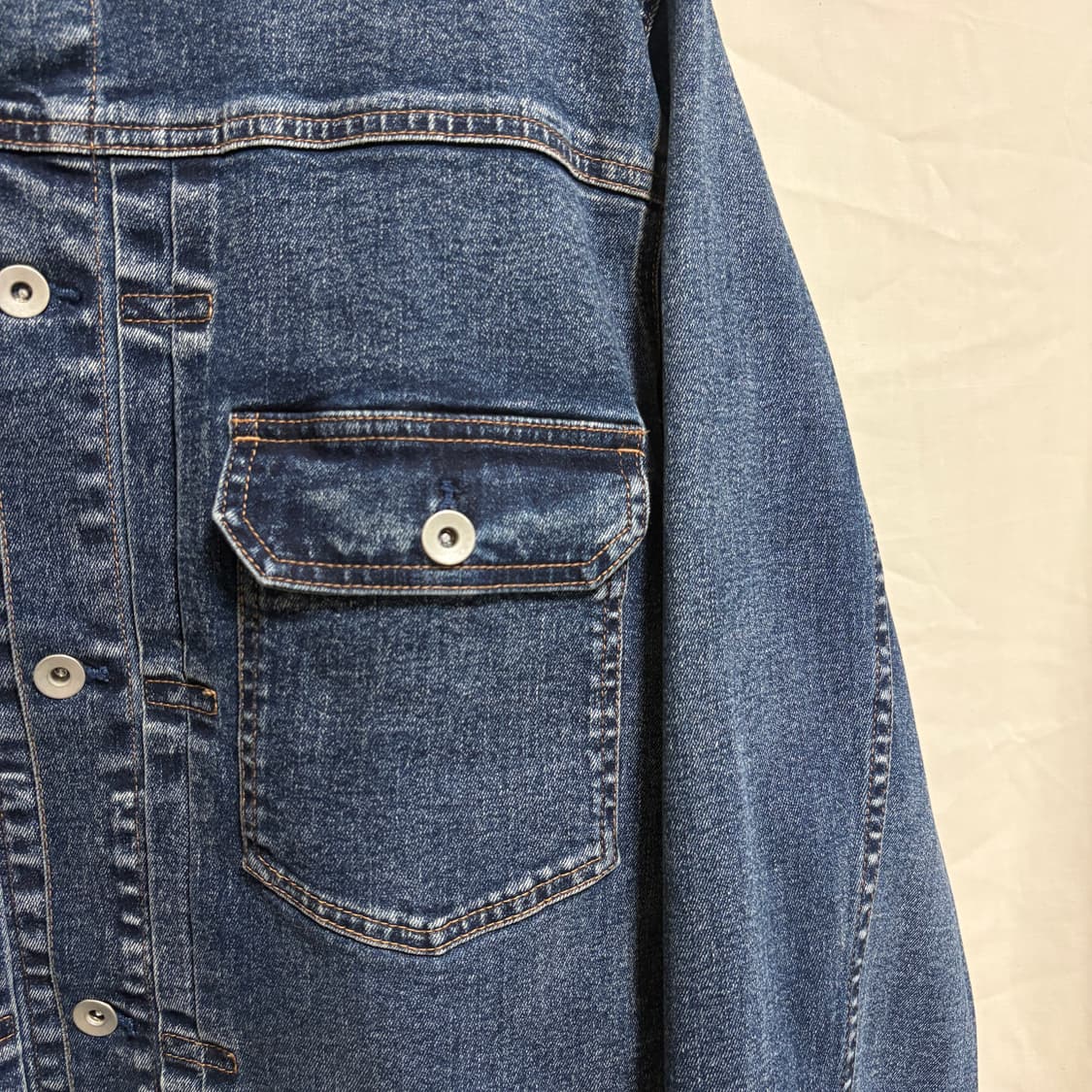 유니클로 1세대 데님 트러커자켓 / 중청,L 상품이미지5