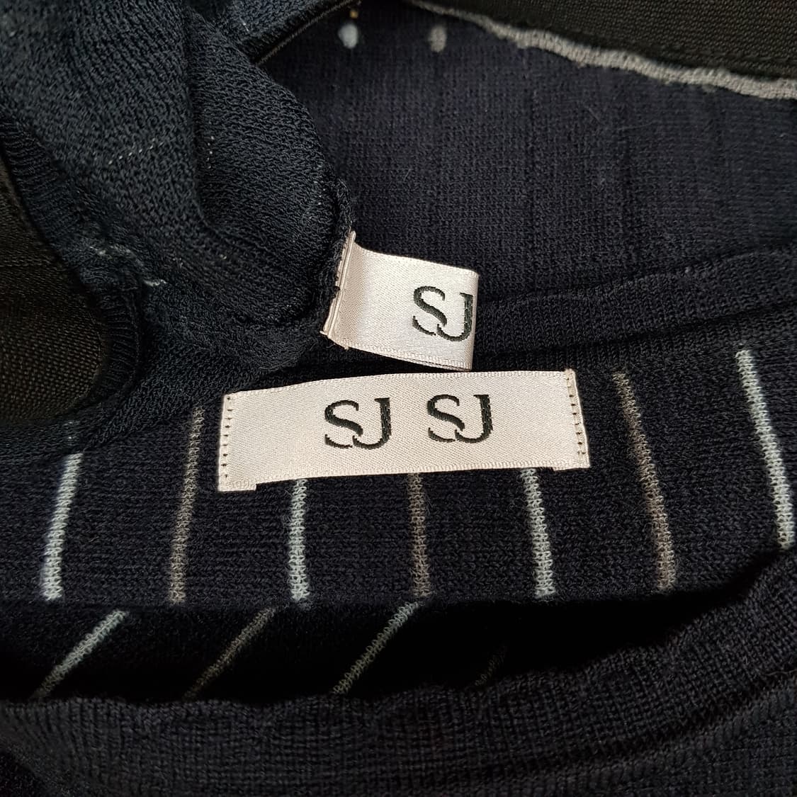 한섬 SJSJ  도트 스트라이프 니트 투피스 세트  F사이즈 상품이미지9