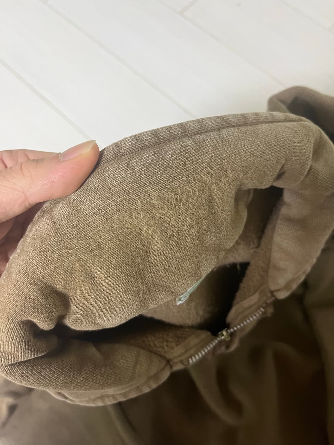 아프레쎄 26ss 하프집업 브라운 상품이미지3