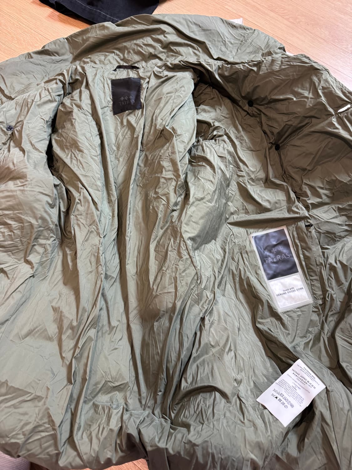 타트라스 아고냐 패딩  상품이미지9