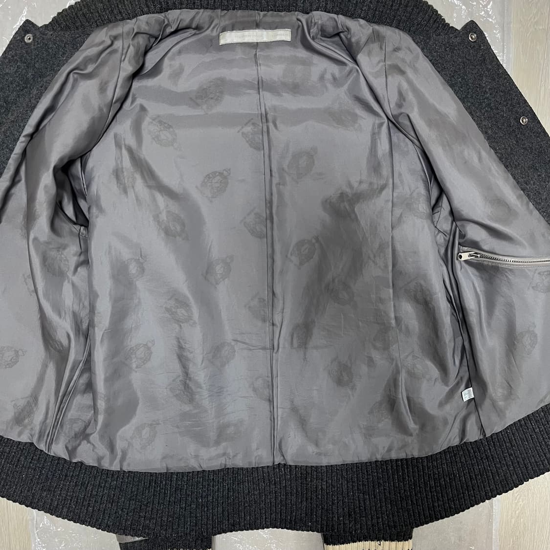 REDISUN VARSITY JACKET 상품이미지7