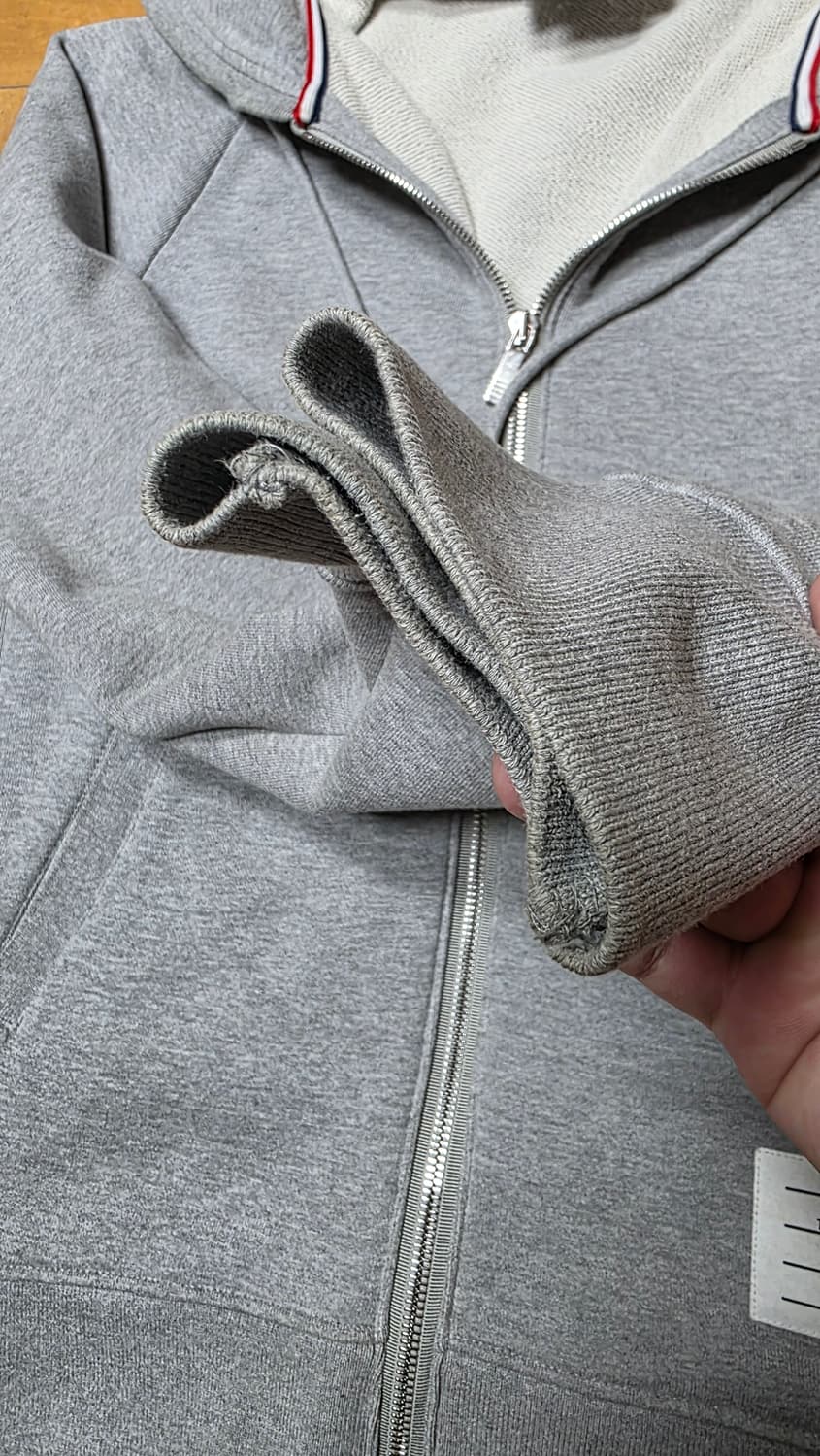 [백화점판,4]톰브라운 사선완장 후드집업 그레이 상품이미지6