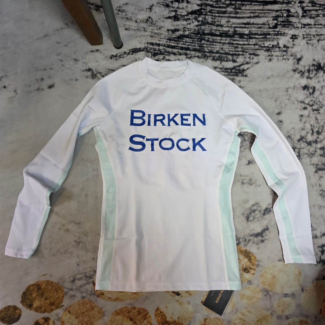 새상품택O 버켄스탁 정품 래쉬가드 S (화이트/민트 SPF50+ 등 기능 상품이미지1