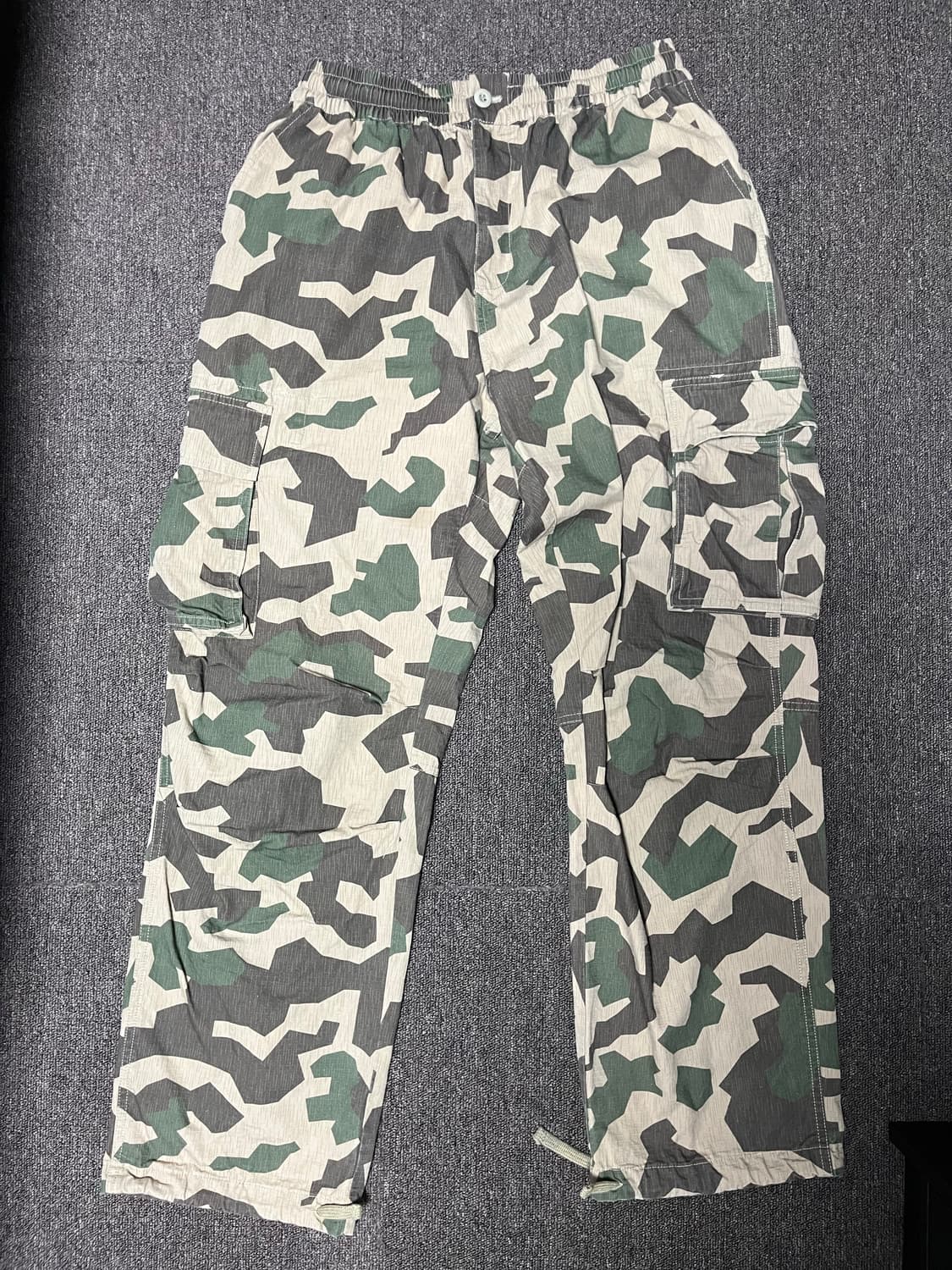 Extraordinary camo pants 상품이미지1