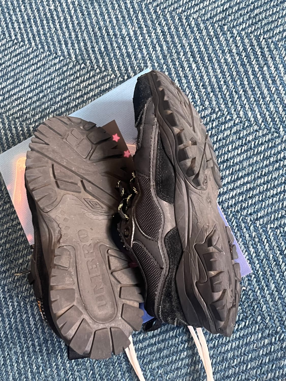 엄브로 검정 운동화 230 상품이미지2