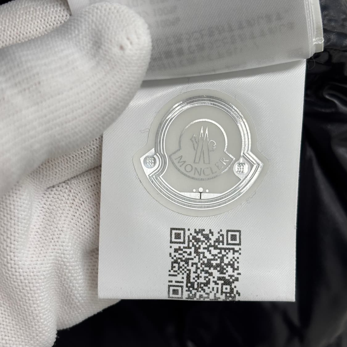 [3]몽클레어 블랙와펜 조끼패딩 상품이미지5