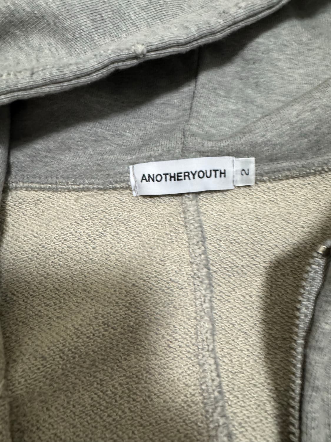 어나더유스 데미지드 크롭 집업 후디 그레이 2사이즈 상품이미지3
