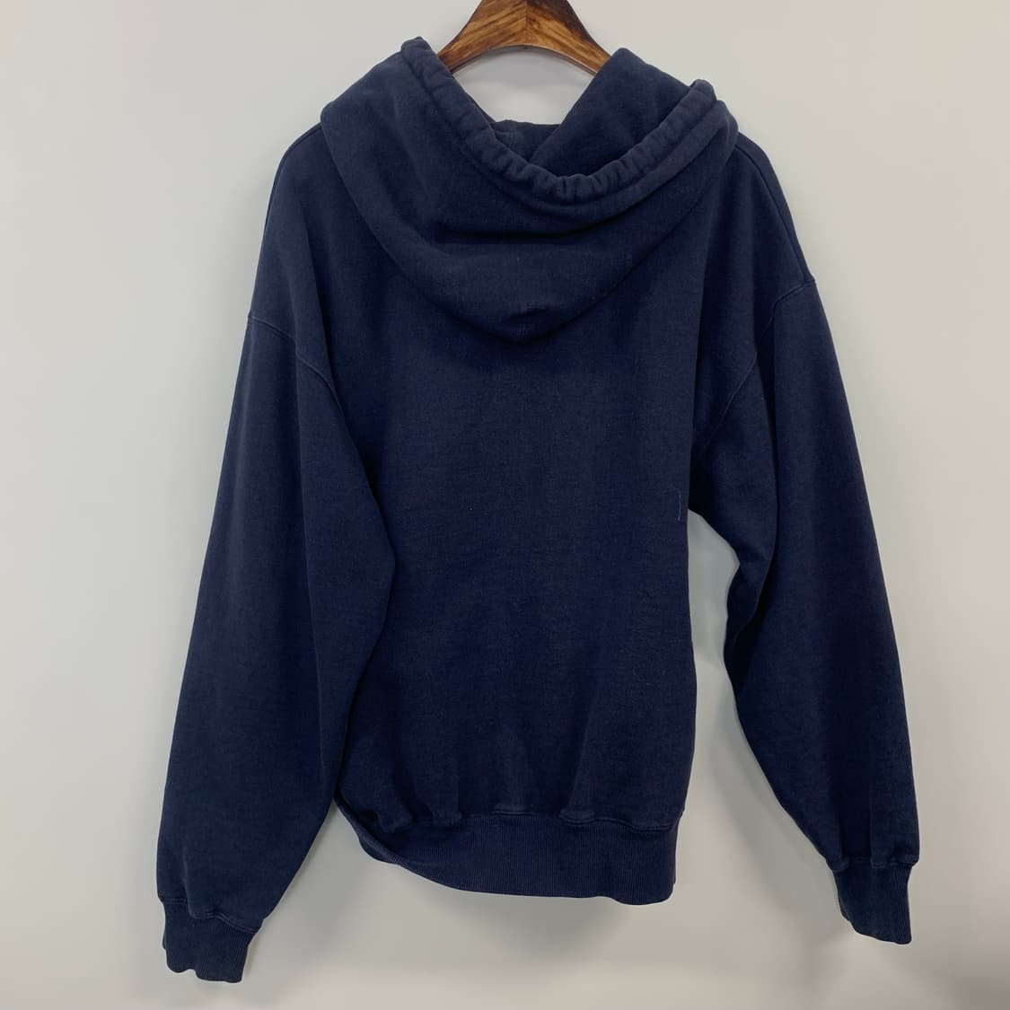 디스이즈네버댓 스펠아웃 네이비 후드티 상품이미지3