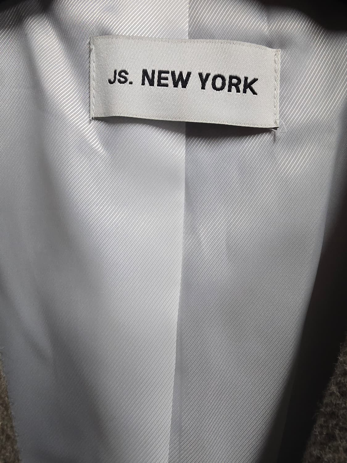 제시뉴욕 오버숄더 헤링본 울 자켓 Free 상품이미지2