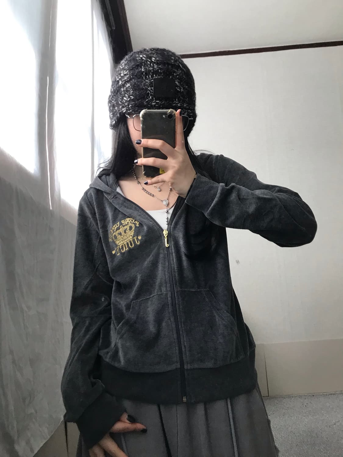 쥬씨꾸뛰르 그레이 벨벳 후드집업 상품이미지4