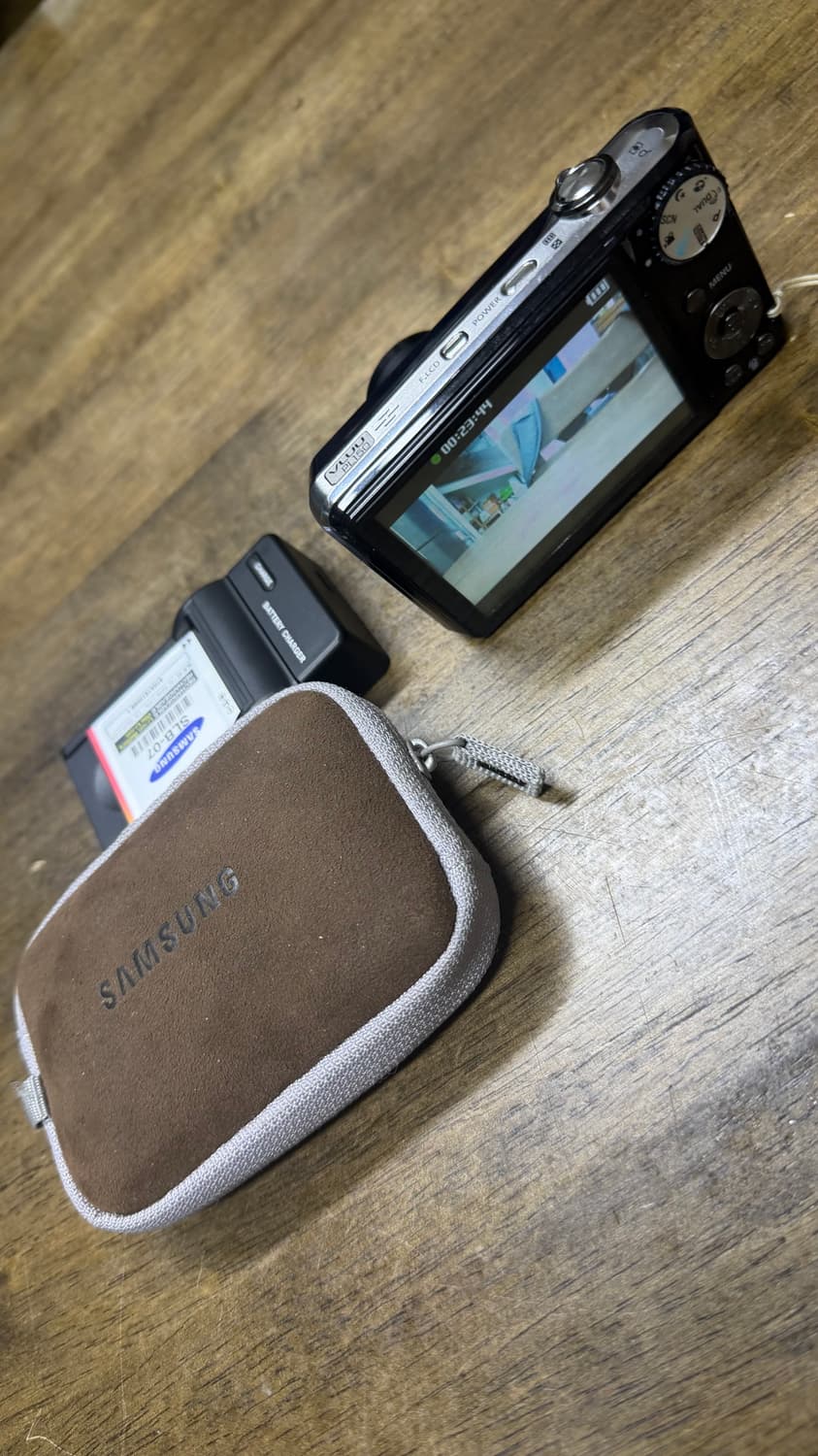 삼성 vluu st550 (nct 하투하 라이즈 디카) 카메라 상품이미지1