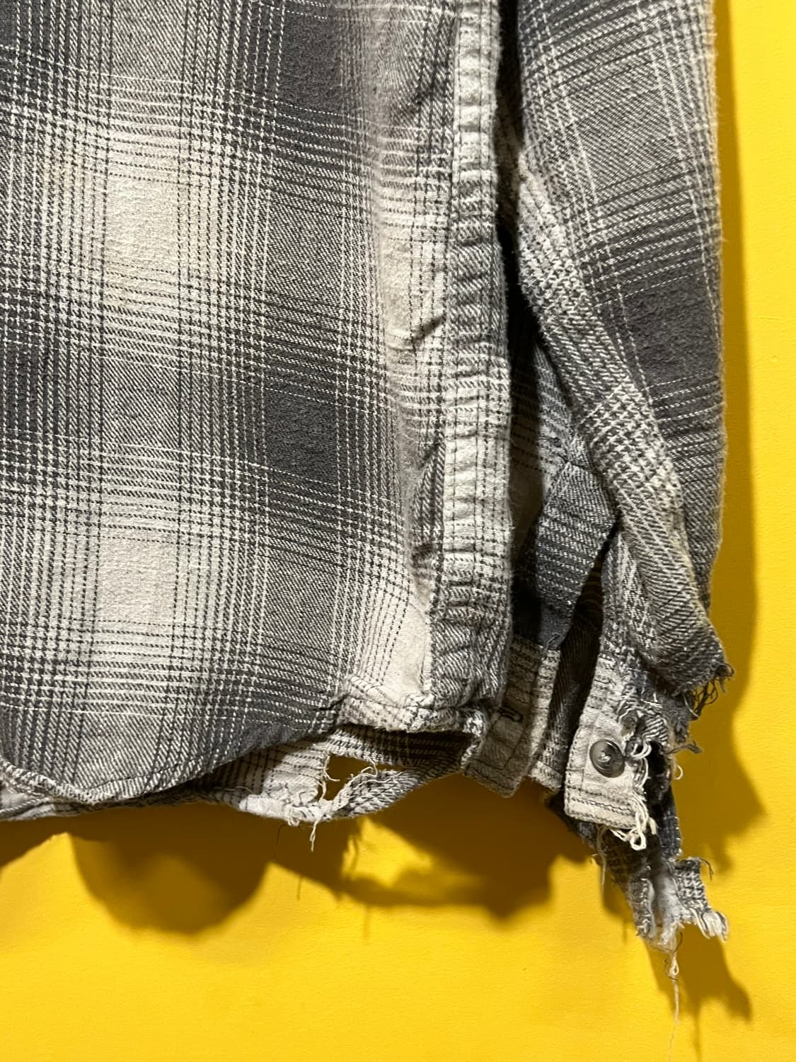 [S] 디스트레스드 데미지 체크 플란넬 셔츠 상품이미지5