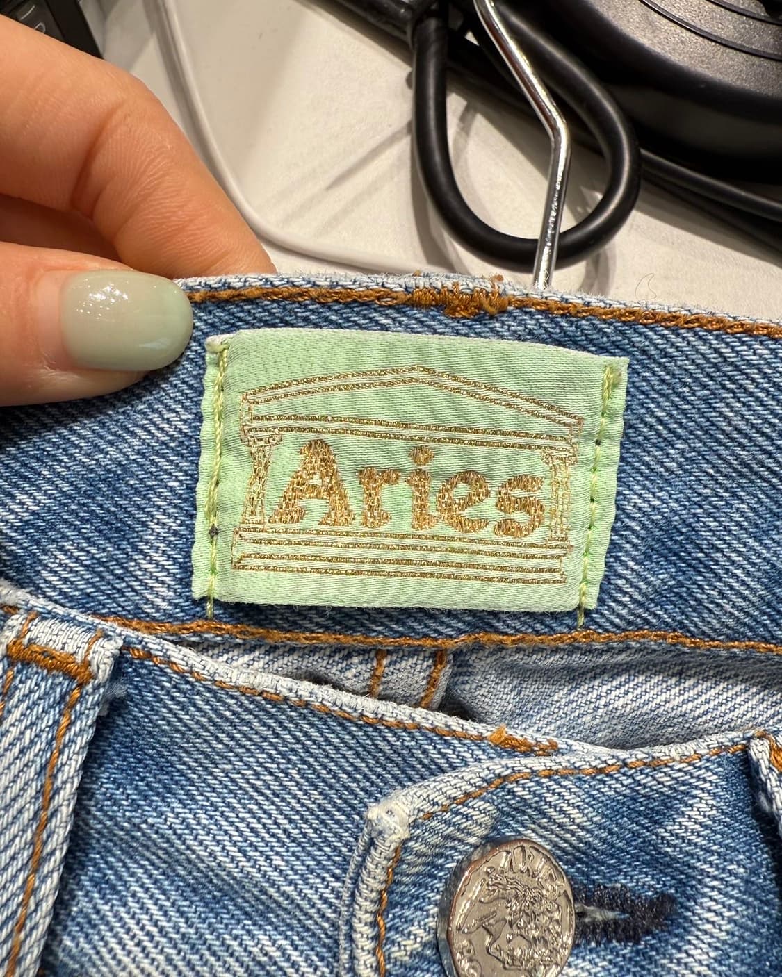 에리즈 데님 디스트로이드 팬츠  상품이미지9