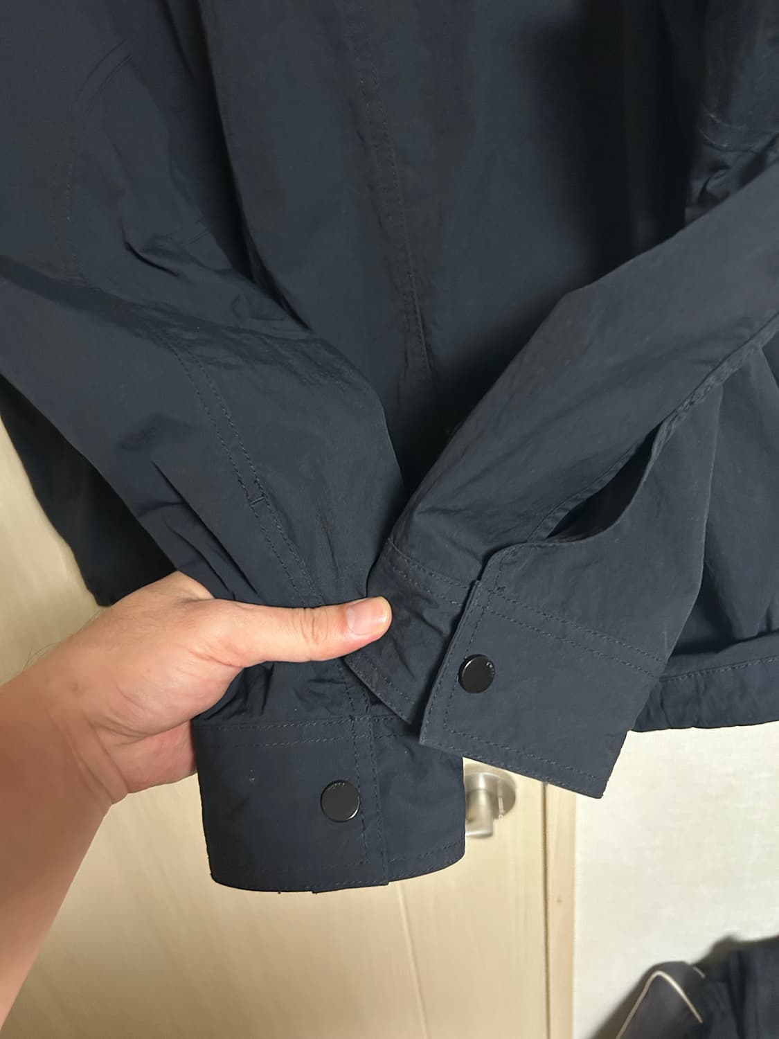 준지 23ss 쿼터집 히든후드 나일론 아노락 상품이미지5