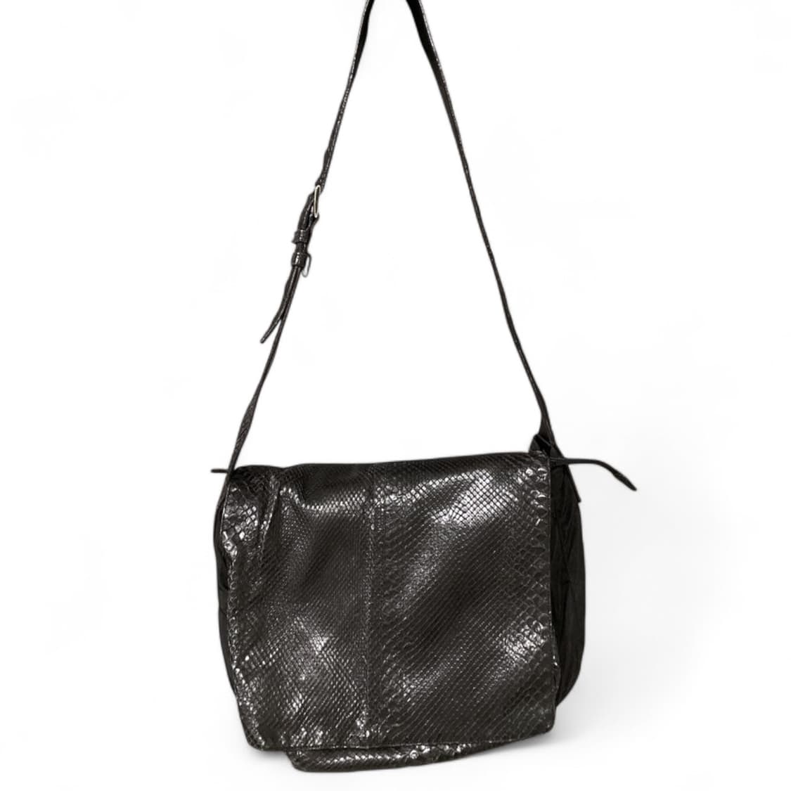 프라다 파이톤 레더 숄더백 상품이미지1