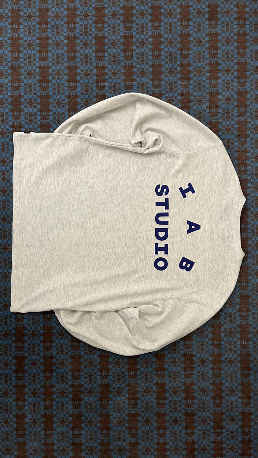 IAB Studio 롱슬리브 라이트그레이 상품이미지2