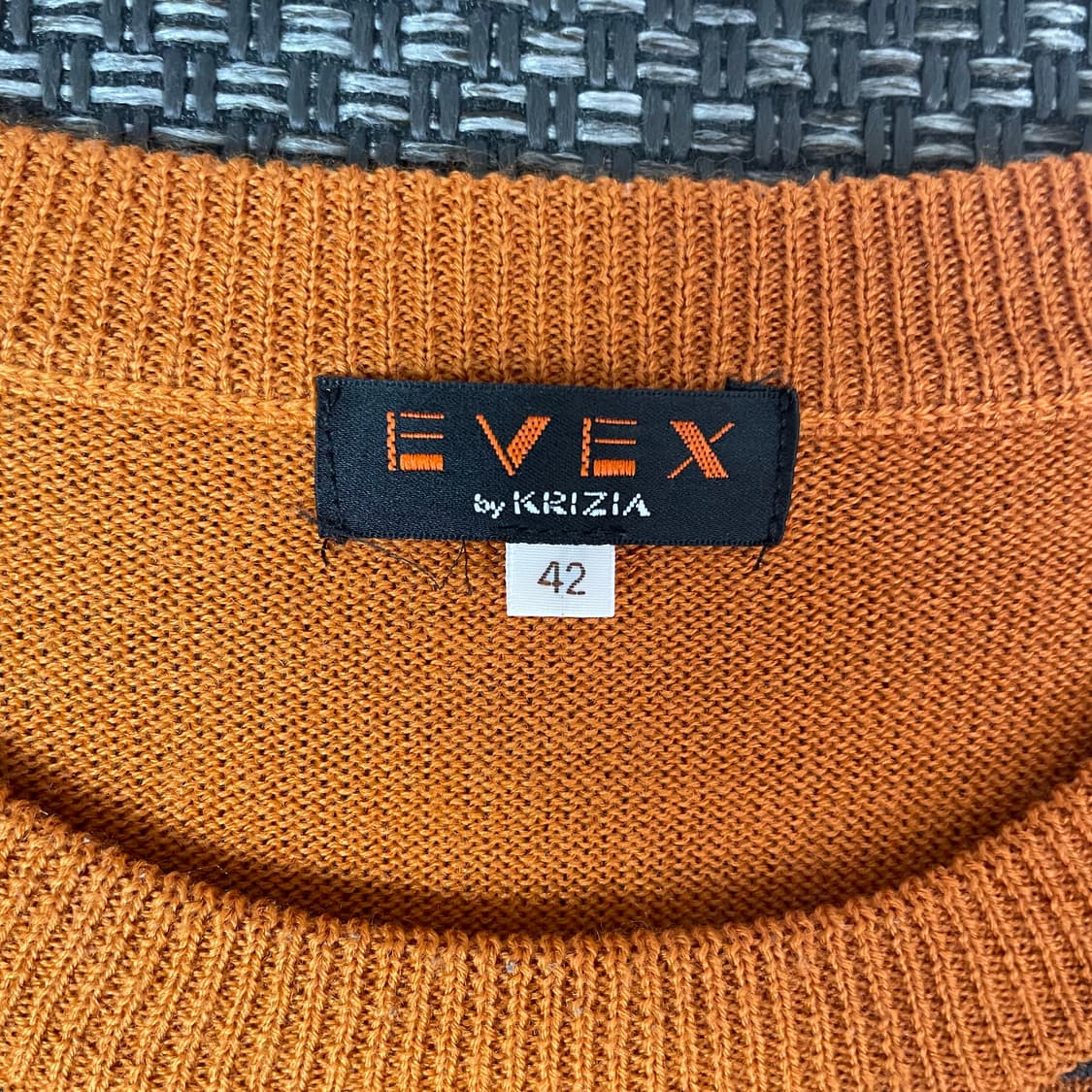 EVEX 울혼방 자가드 패턴 니트 42 상품이미지4