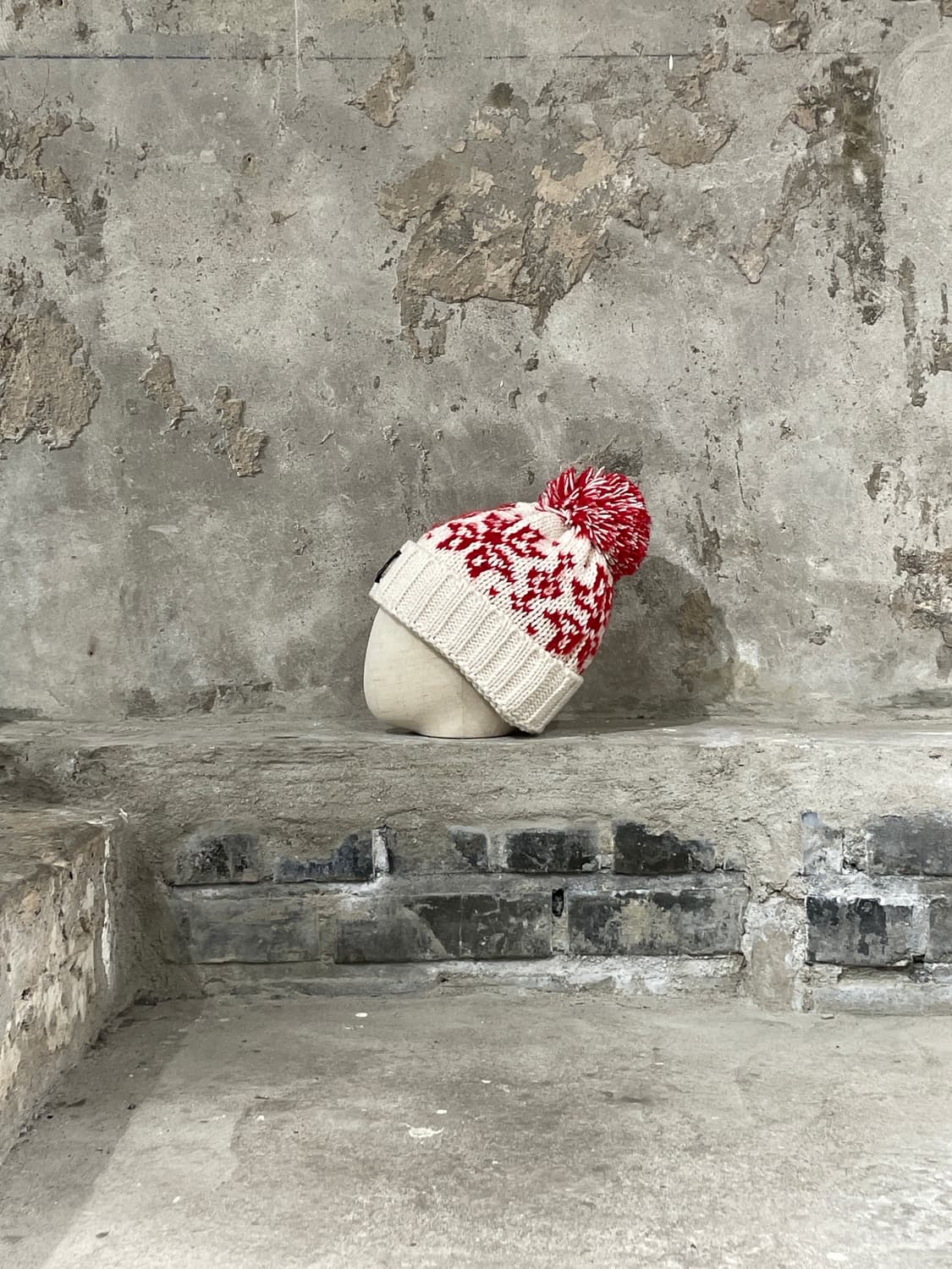 캐피탈 화이트 3G 스노우 패턴 울 니트 캡 상품이미지4