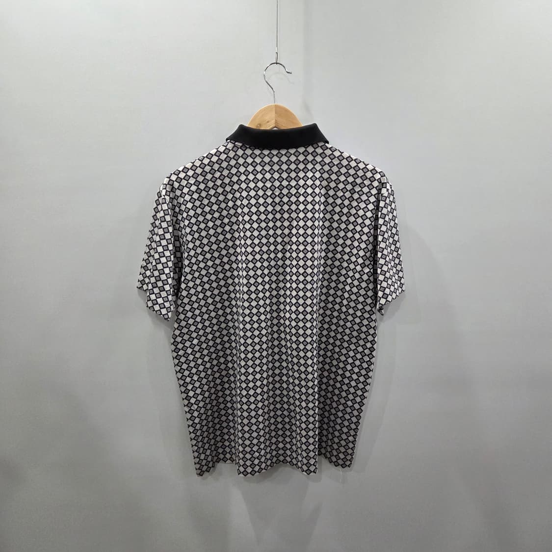 지방시 멀티로고 카라 반팔티 100  상품이미지5