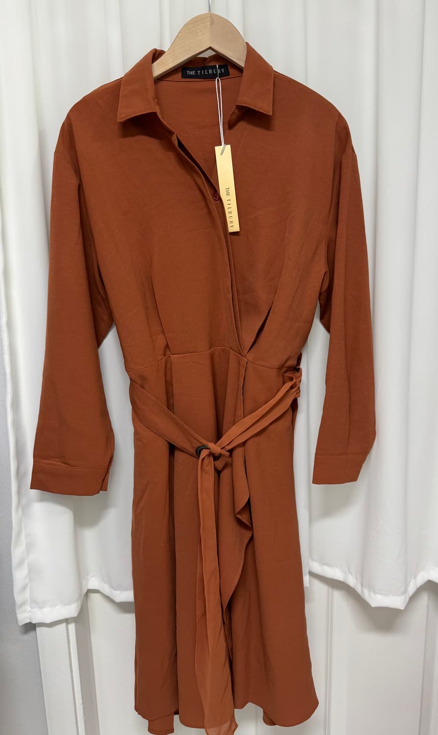 [새상품] 더틸버리 랩스타일 원피스 상품이미지1