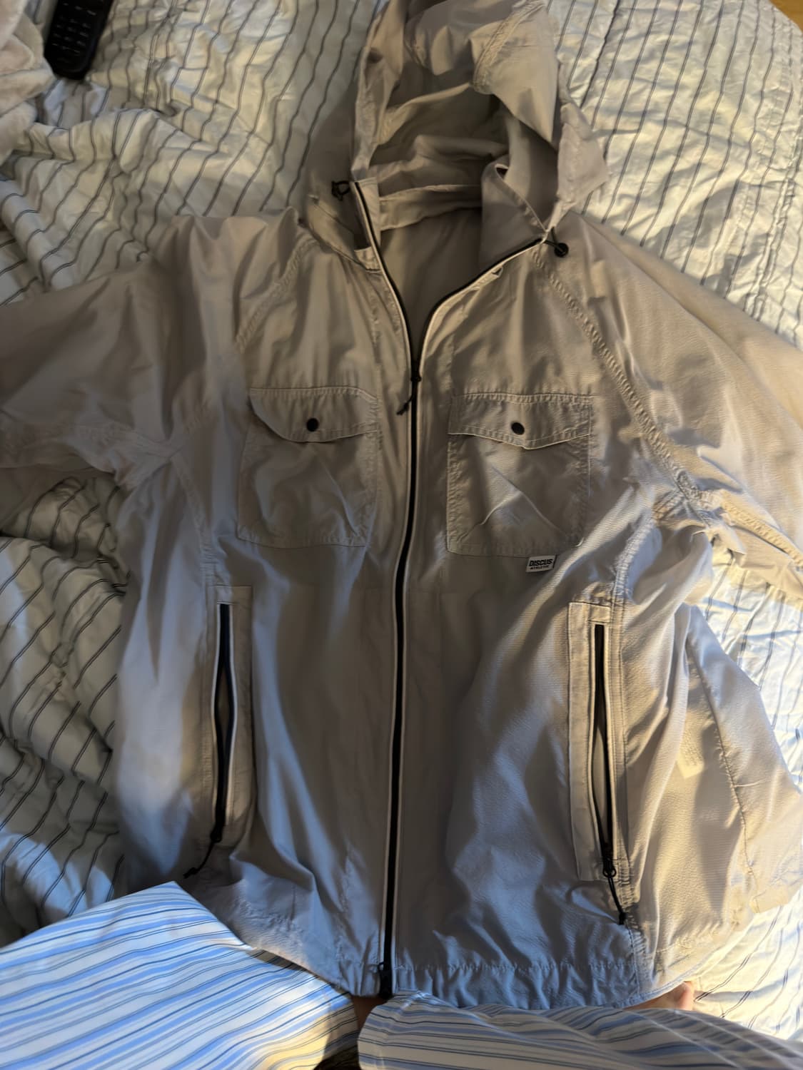 디스커스 후디드 윈드브레이커 그레이 M 상품이미지1