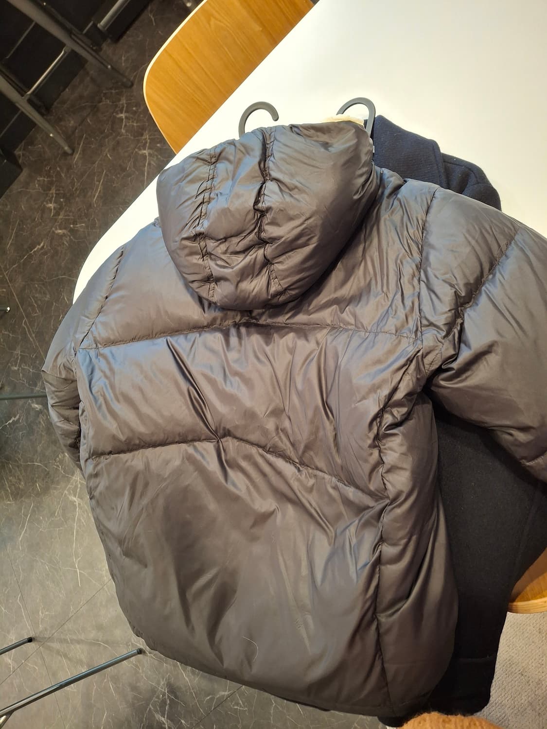 (마지막특가) 마리떼 리버시블 패딩 블랙 아이보리 상품이미지4