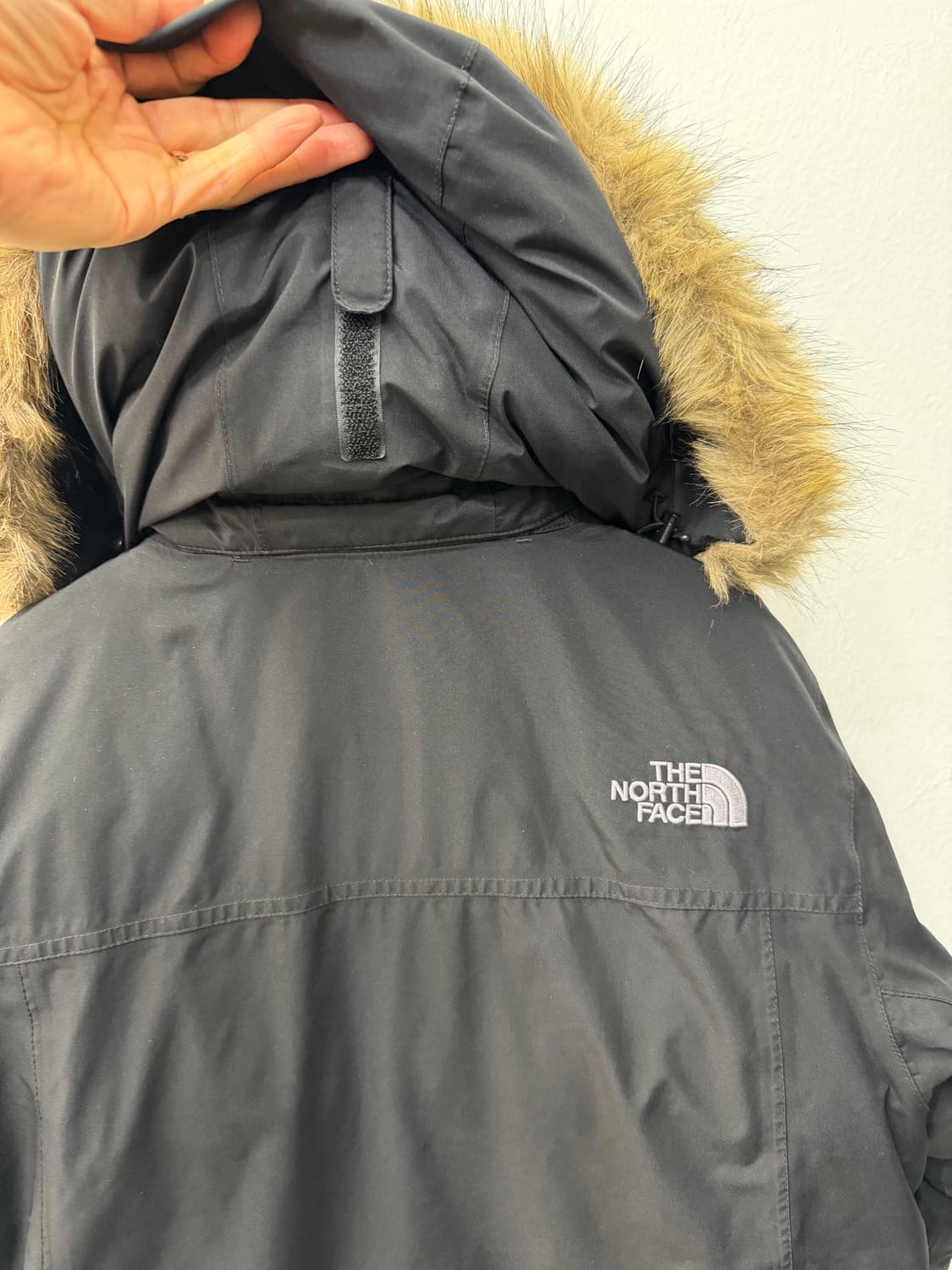 정품) 노스페이스 맥머도 여성 검정 구스패딩 S 상품이미지5