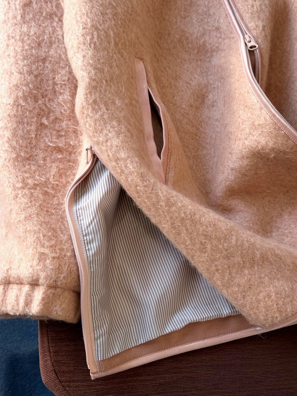 Loop mohair wool design zip shaggy coat 상품이미지4