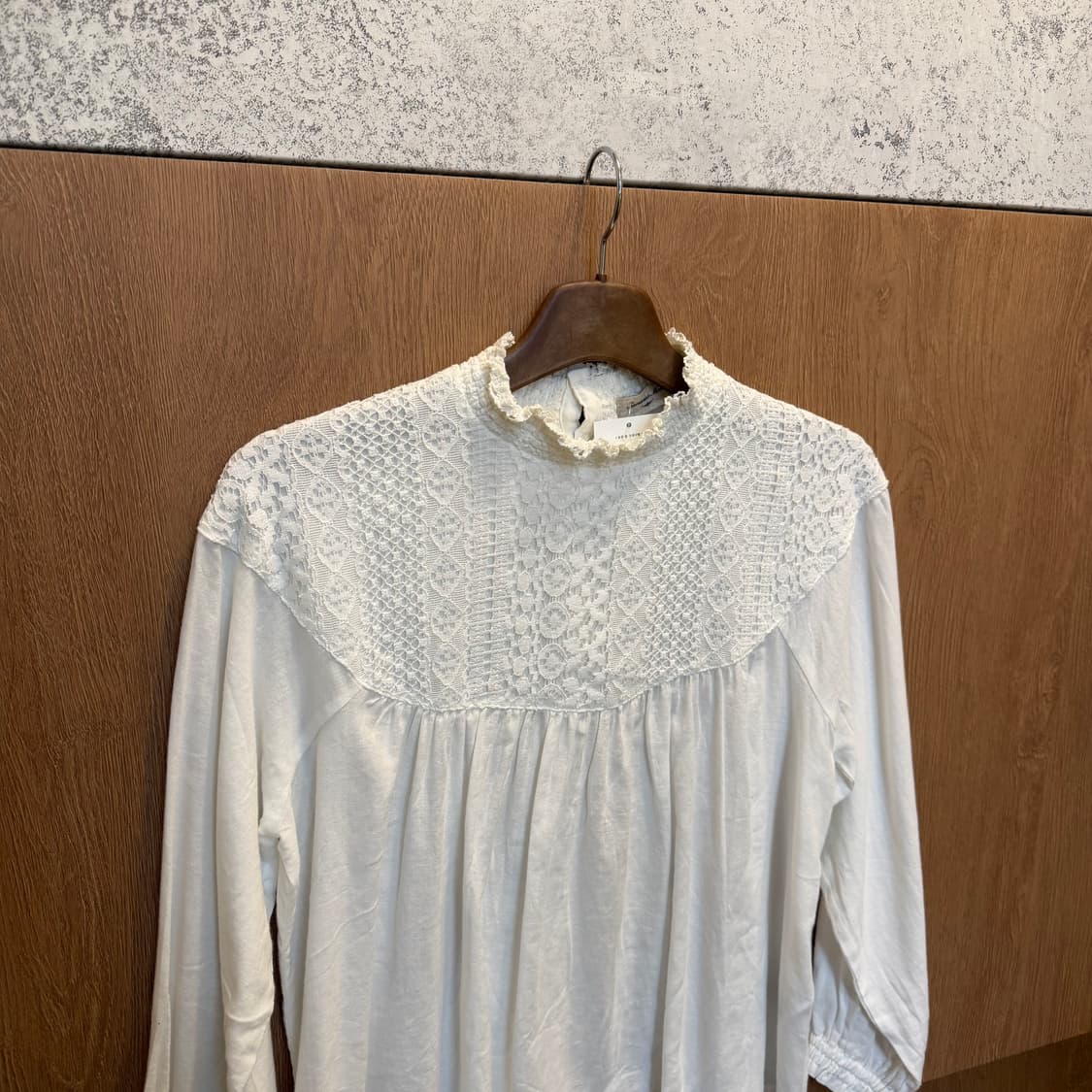 빈티지 롱슬리브 블라우스 레이스 프릴넥 디테일 루즈핏 아이보리 상품이미지3