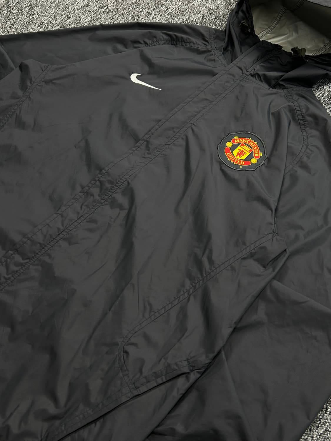 나이키 맨체스터 유나이티드 바람막이 자켓 M   상품이미지3
