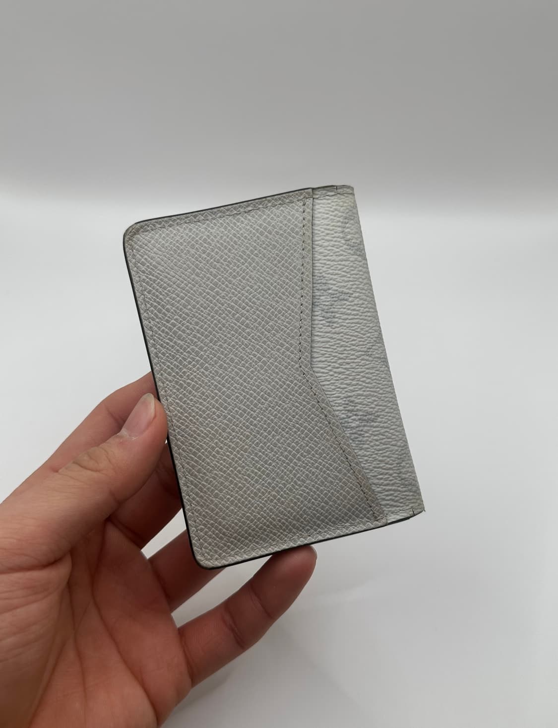 루이비통 타이가라마 오거나이저 카드지갑 화이트 상품이미지7