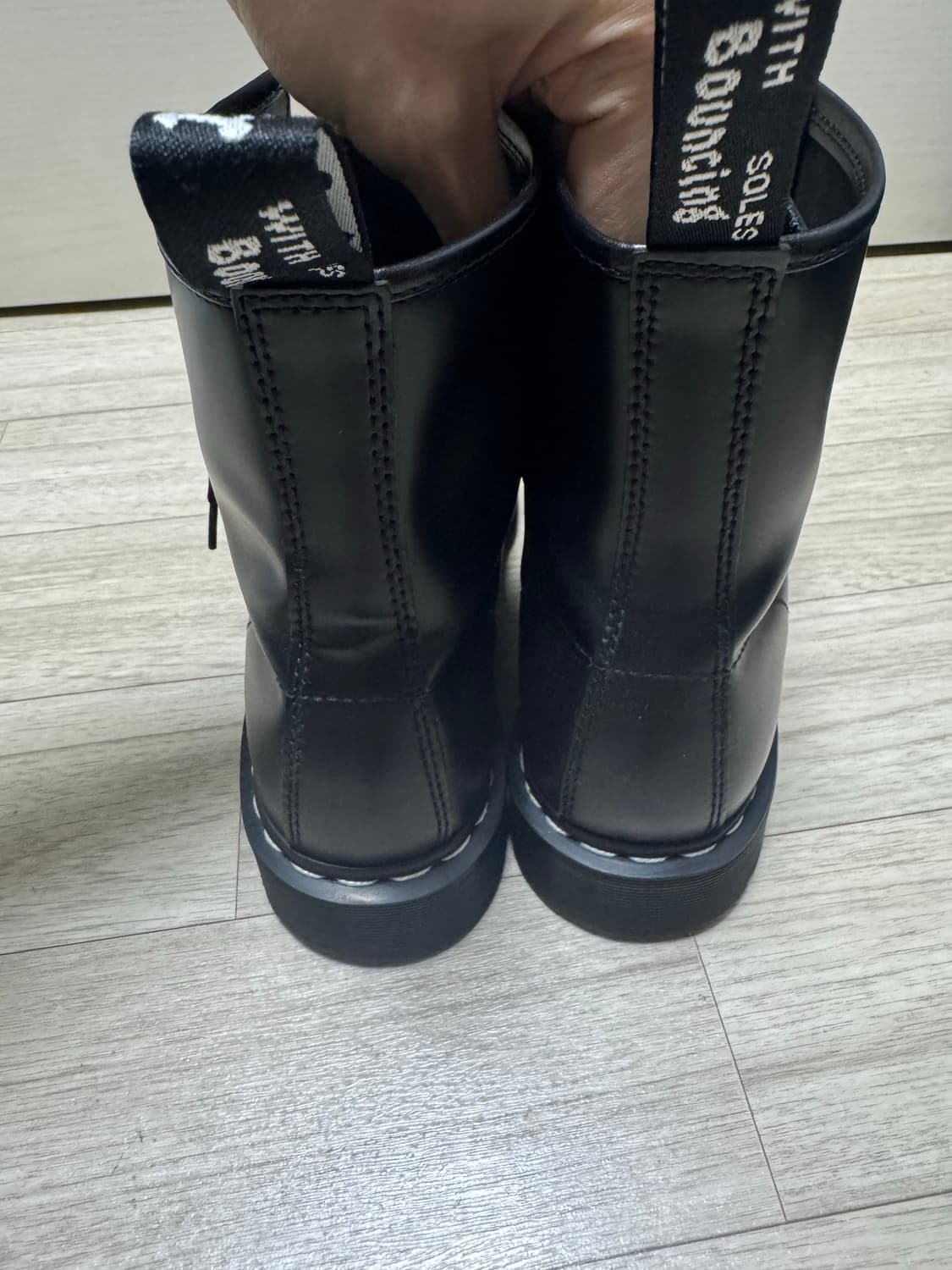 닥터마틴 1460 ws 270사이즈 판매합니다 상품이미지4