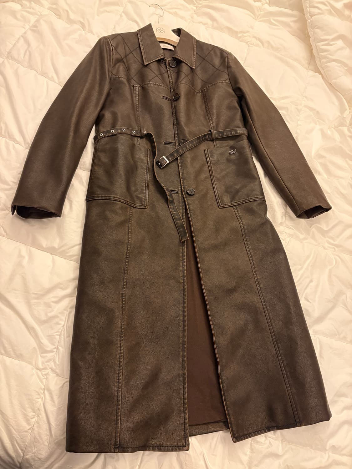 기준 Kijun 페이크 레더 스티치 코트 다크 브라운 상품이미지3