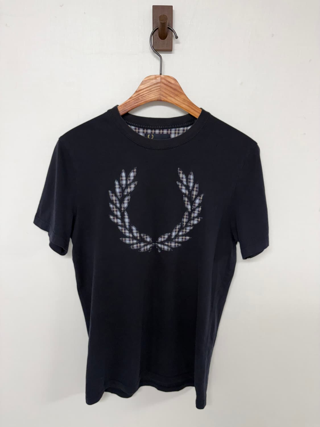 [s] 프레드페리 빅로고 반팔티 상품이미지1