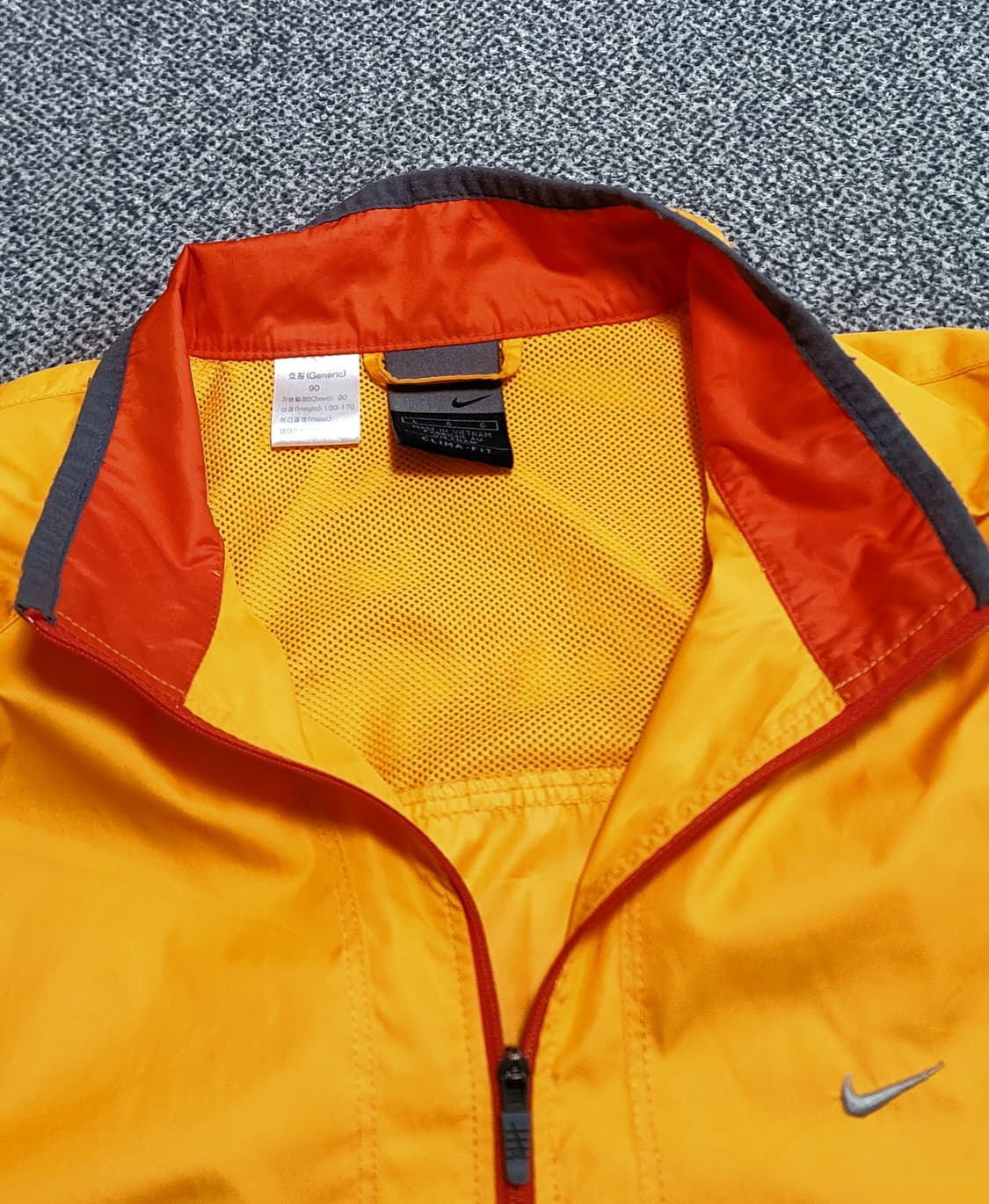 나이키 러닝 클리마 핏  바람막이  90 아메리칸 사이즈 상품이미지3