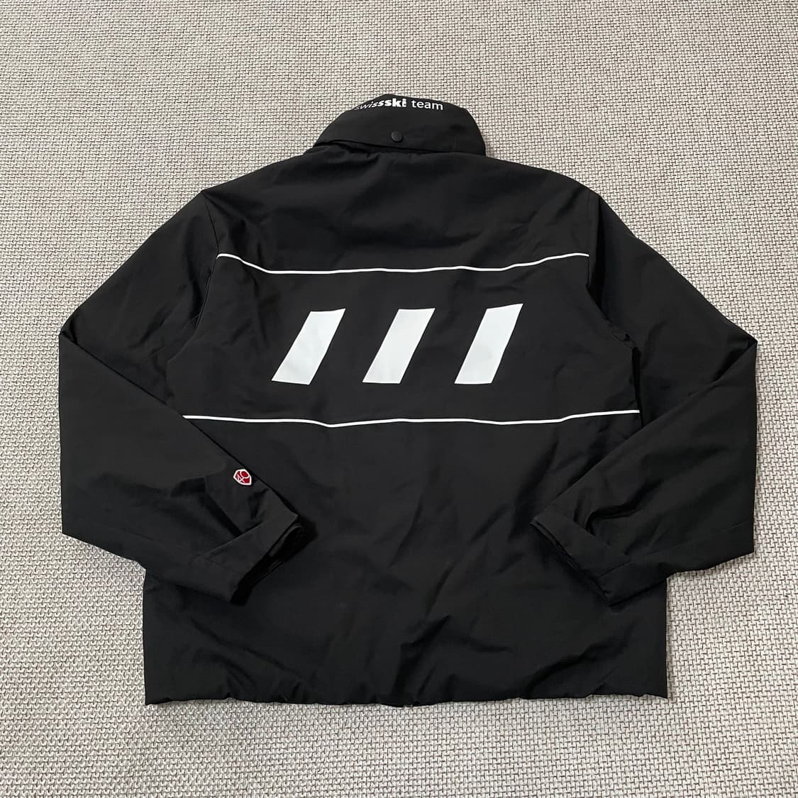 데상트 40주년 스텐칼라자켓 9966 상품이미지3