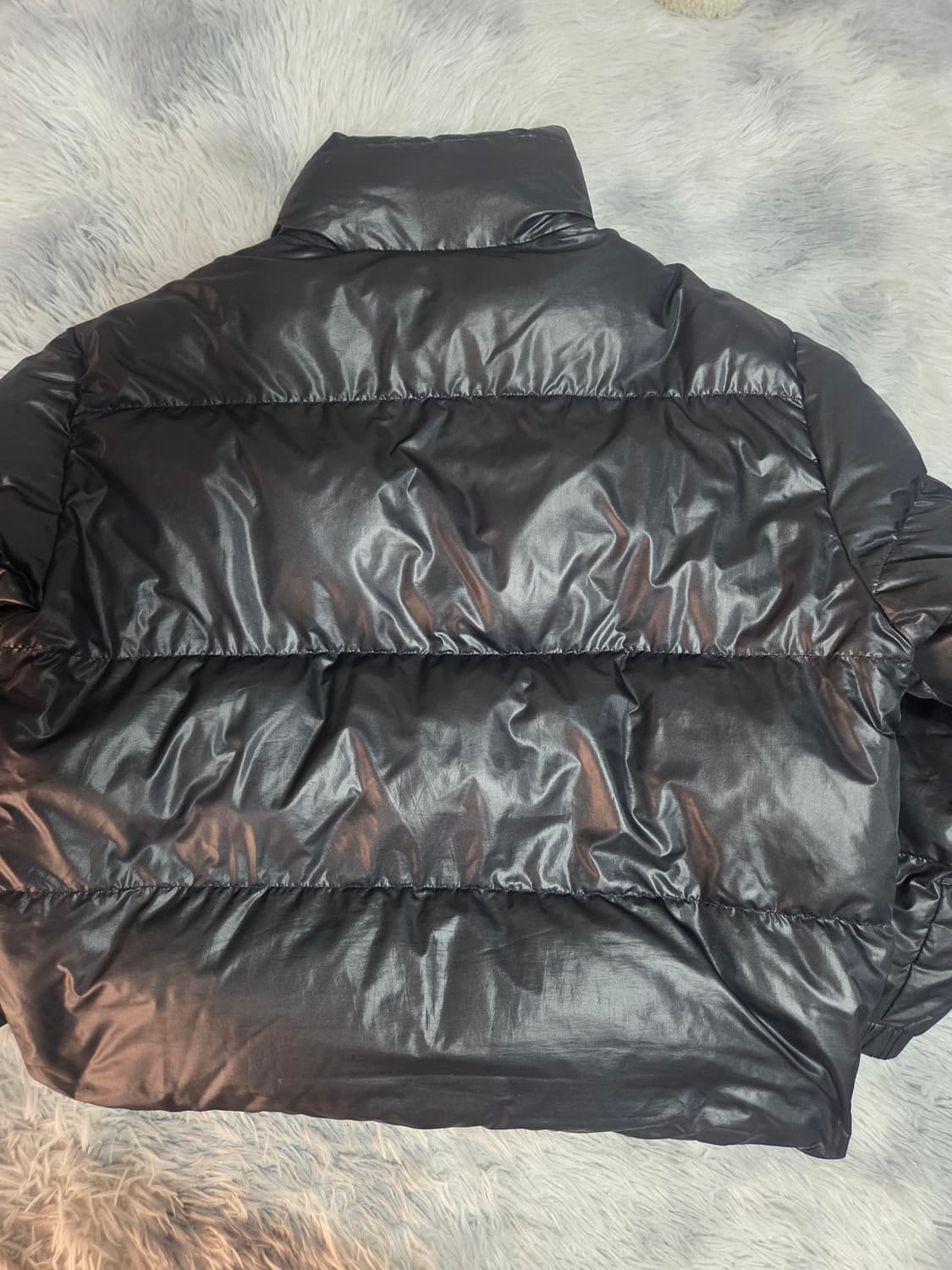 raive 블랙 광택 숏 패딩 점퍼 상품이미지2