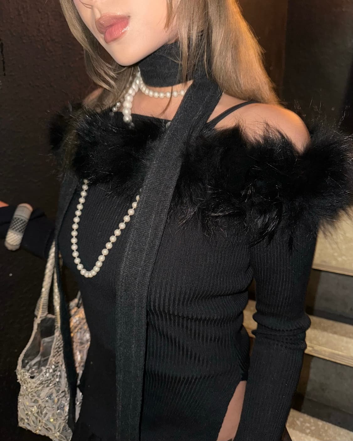 퍼 포인트 오프숄더 상품이미지4