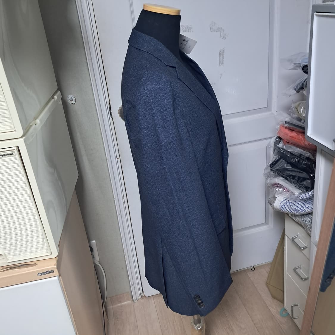 (249,000원 라벨달린 새제품)AND Z 라이트 스트레치 자켓 네이비 상품이미지4