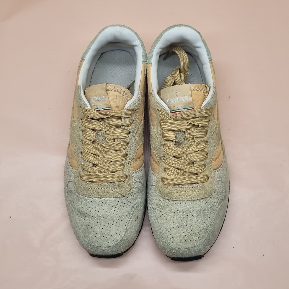 디아도라 스웨이드 운동화 240 상품이미지2